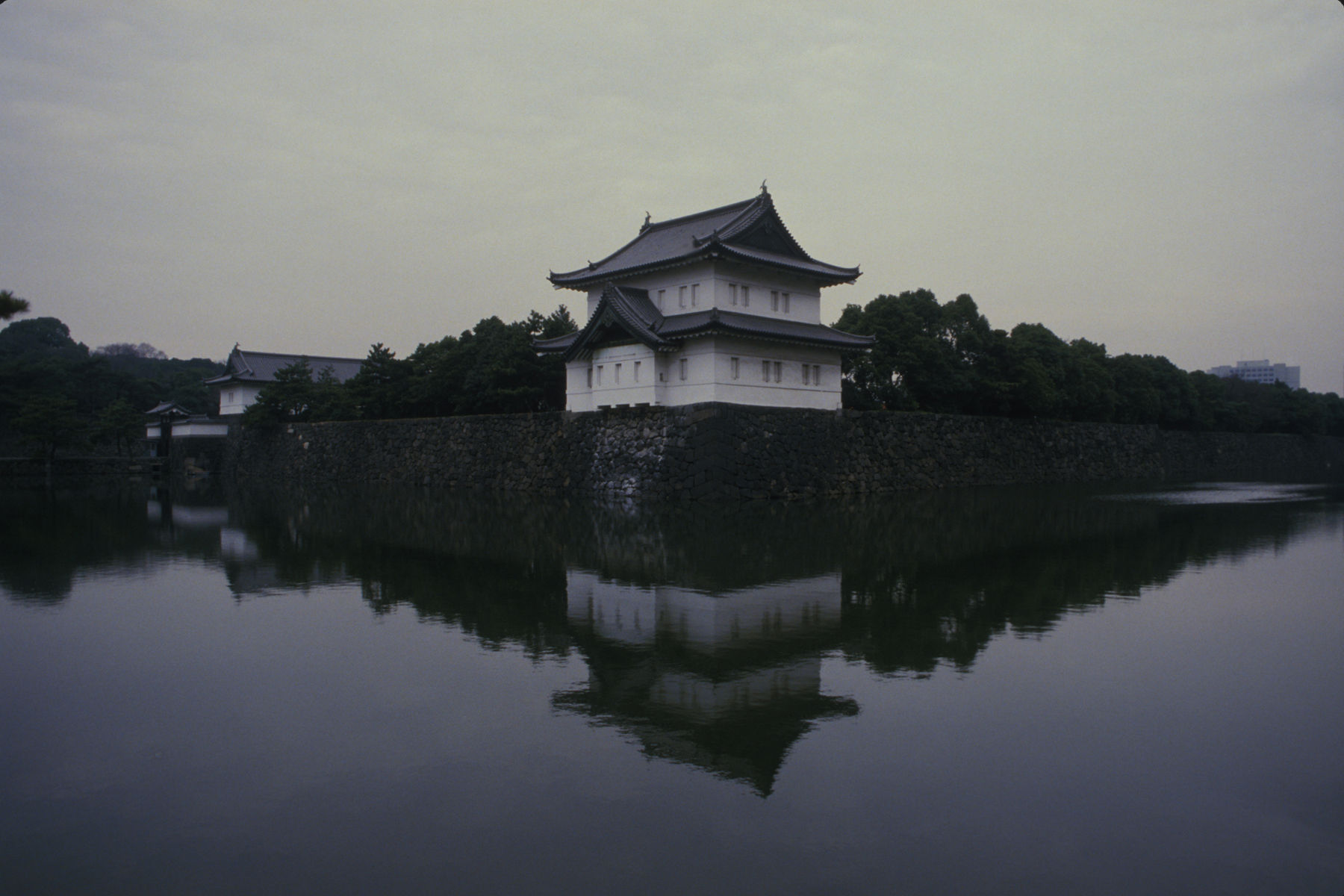 Imperial Palace, Tokyo : Places : Photography by Adam Stoltman: Sports Photography, The Arts, Portraiture, Travel, Photojournalism and Fine Art in New York