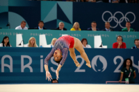Sunisa Lee of the United States competes in the floor exercise during the women's All-Around final att the Bercy Arena during the 2024 Paris Olympic Games. - © Adam Stoltman. All rights reserved.